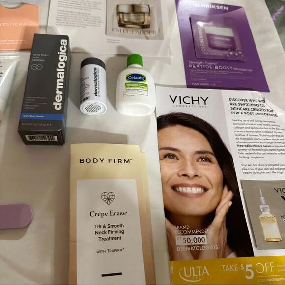 Ultimate Skincare minis travel set - Picture 5 of 12